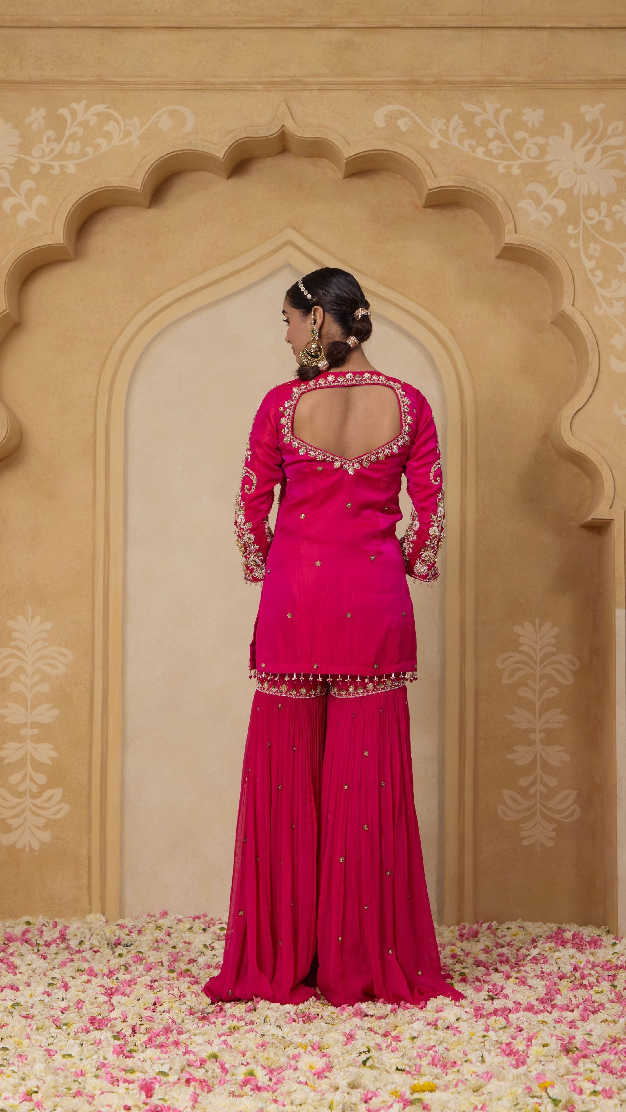 VAANI SUIT SET