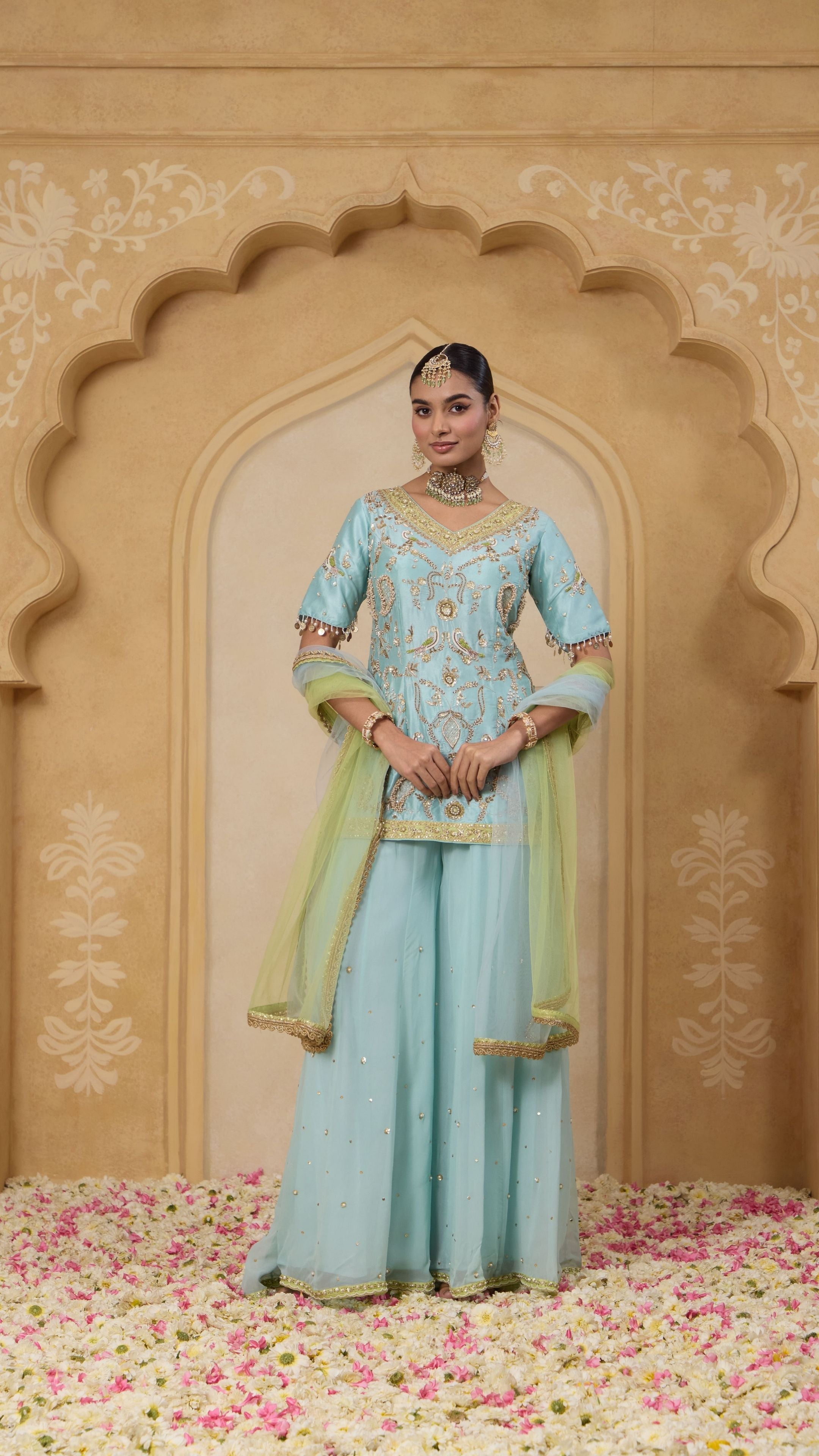 REET SHARARA SET