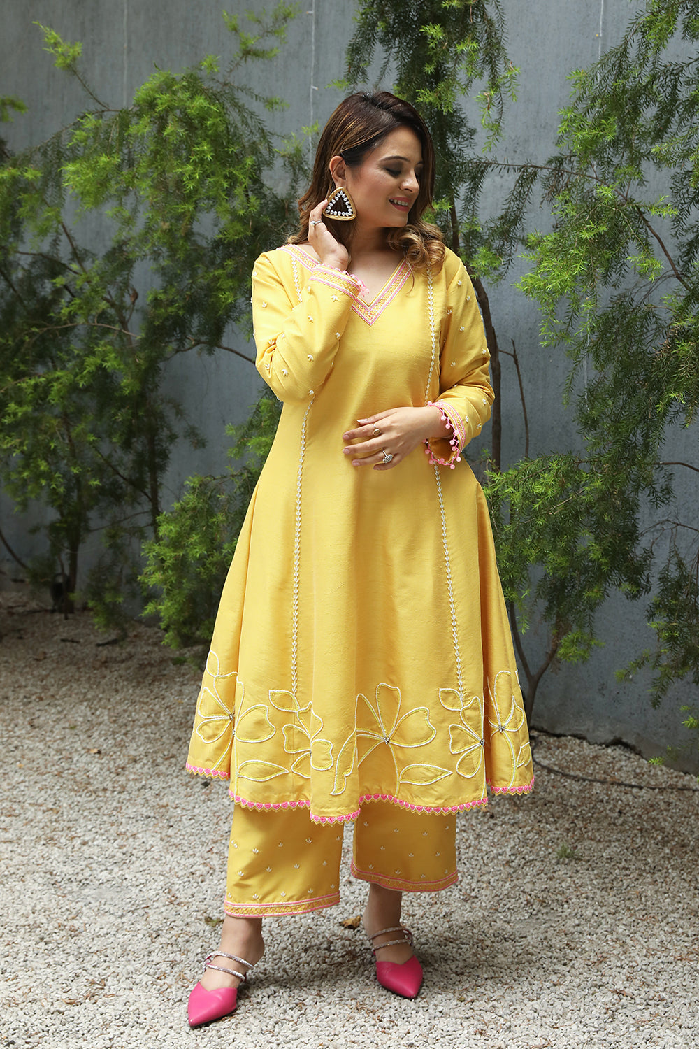 Yellow Silk A-Line Floral Embroidered Suit With Pant And Organza Dupatta Set.