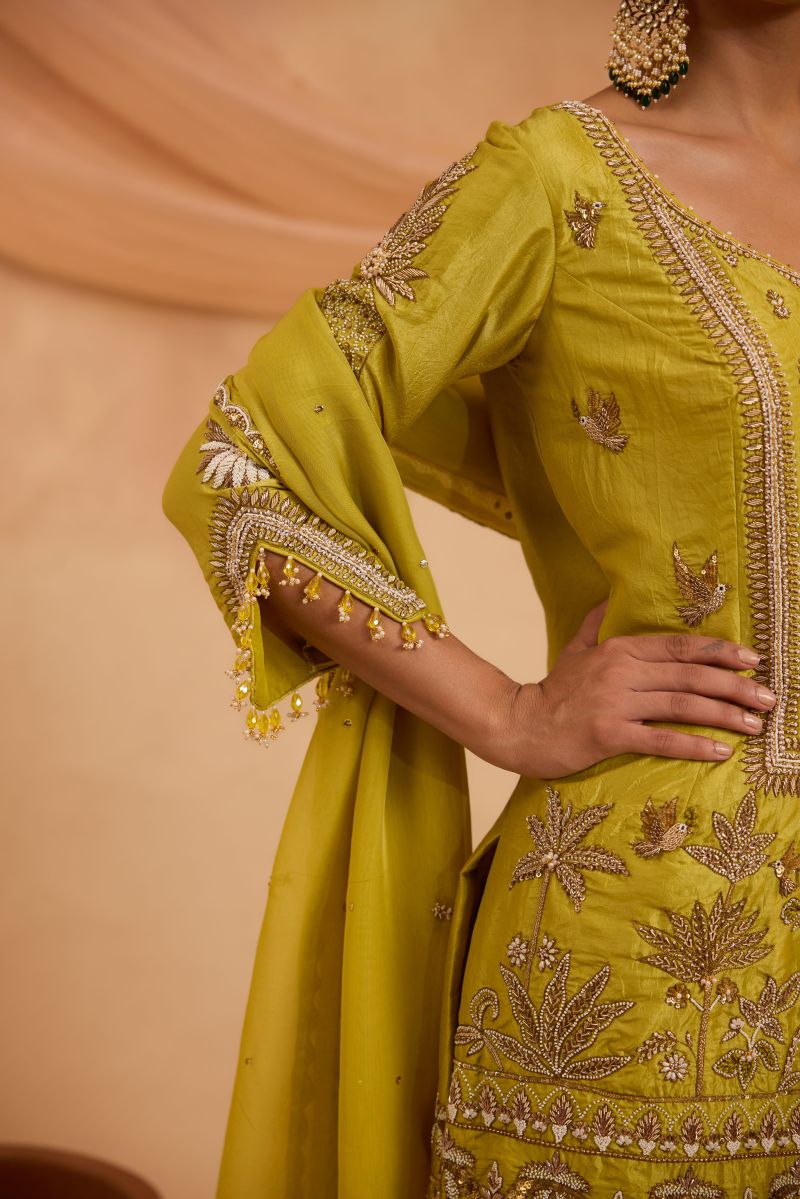 ZOHRA GHARARA SET