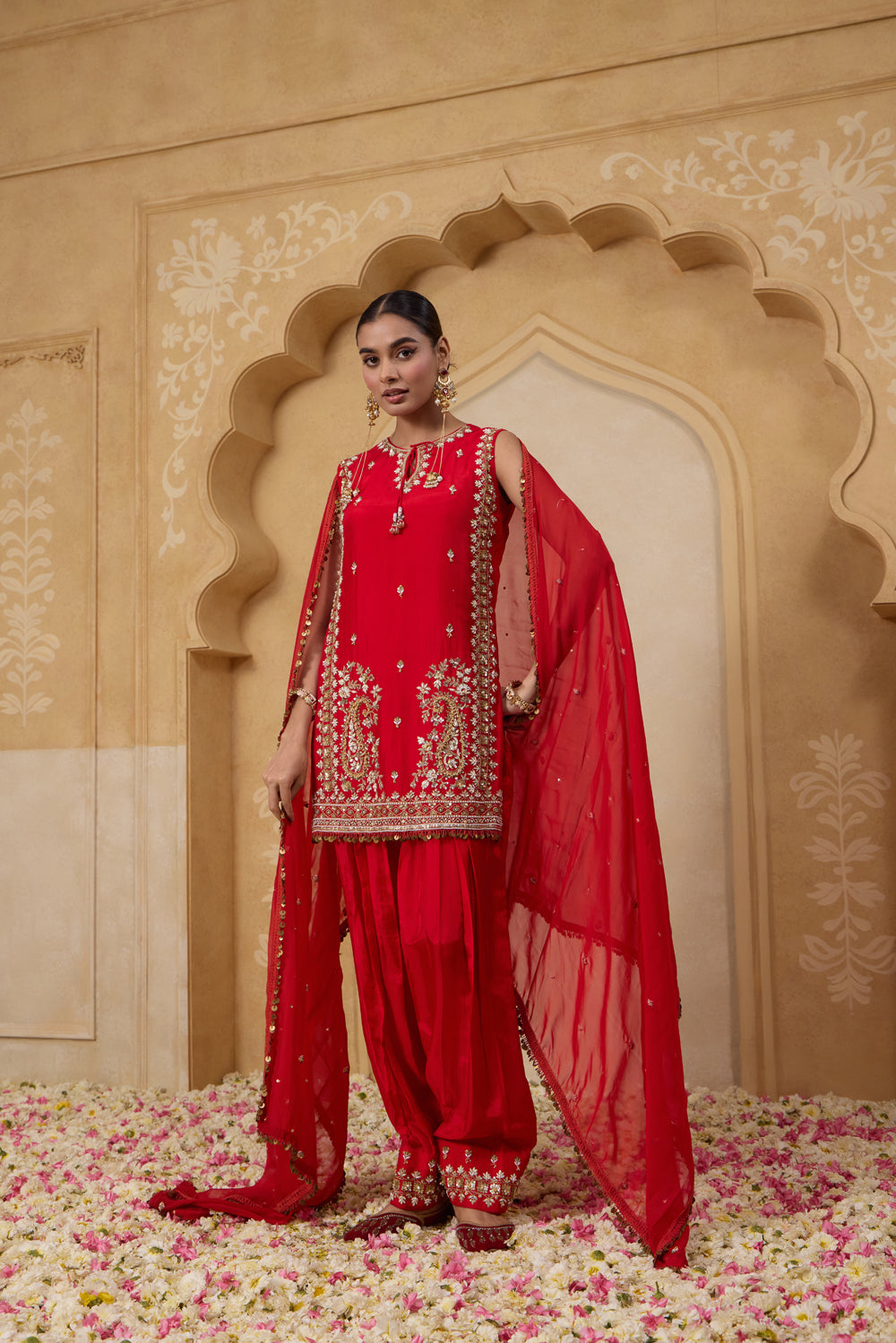 GULNAAR SUIT SET