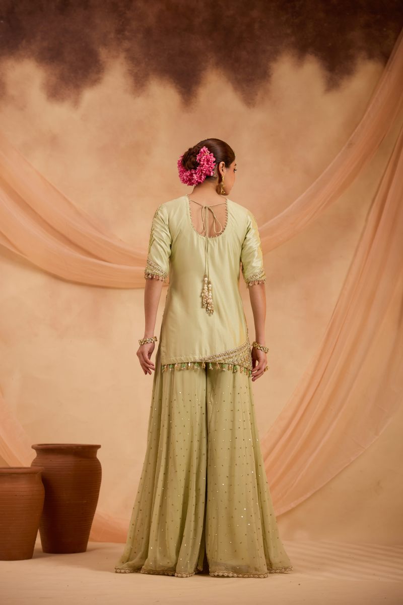 NAAZ GHARARA SET