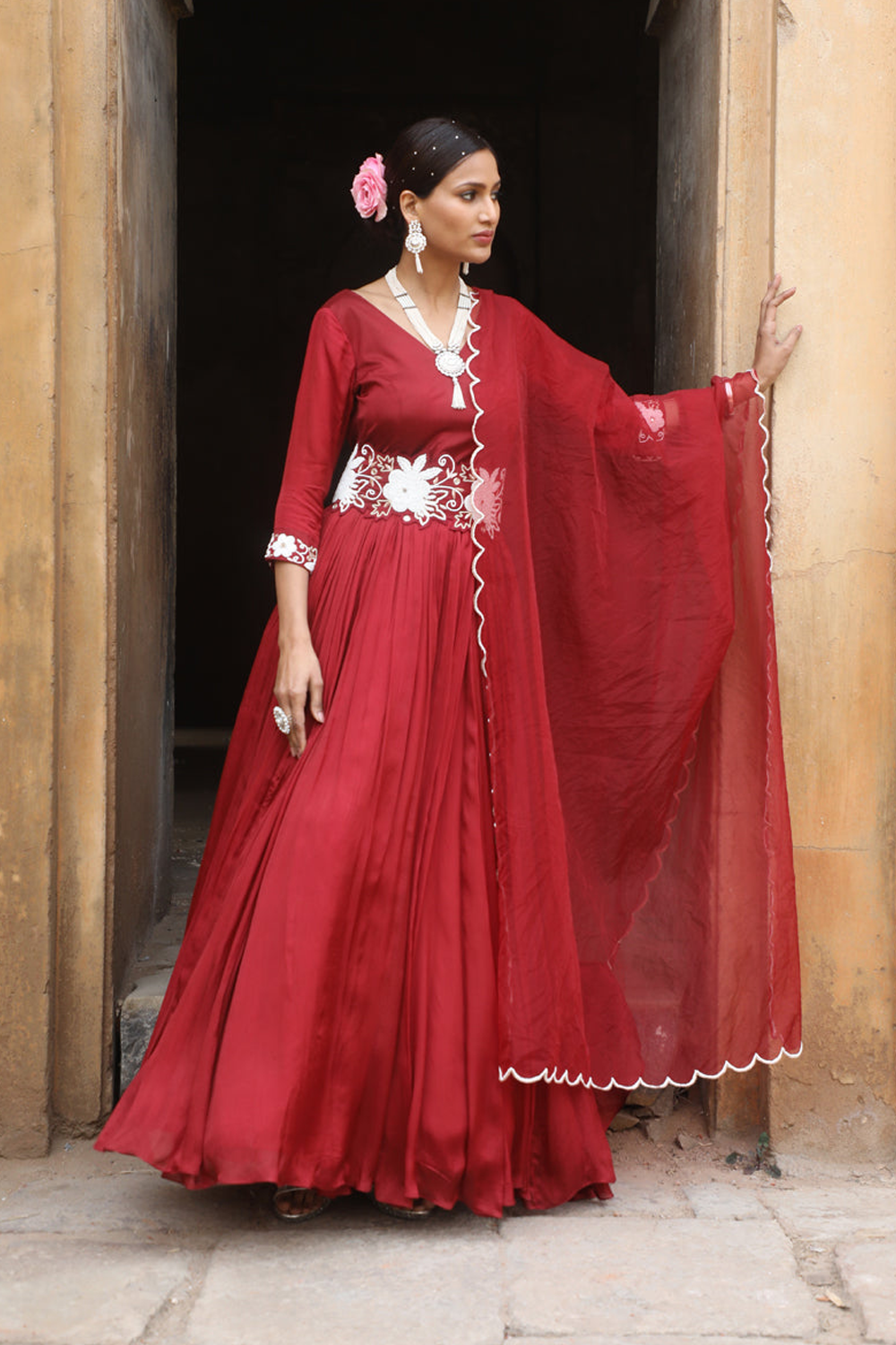 Maroon Anarkali Set With Detachable Belt And Organza Dupatta