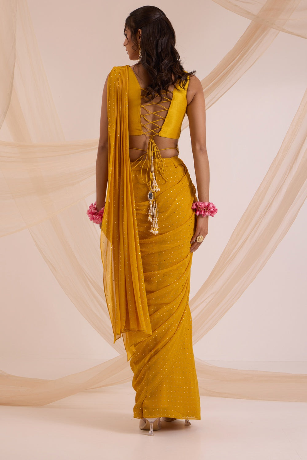 Mustard Yellow Saree With Blouse & Detachable Belt Set.