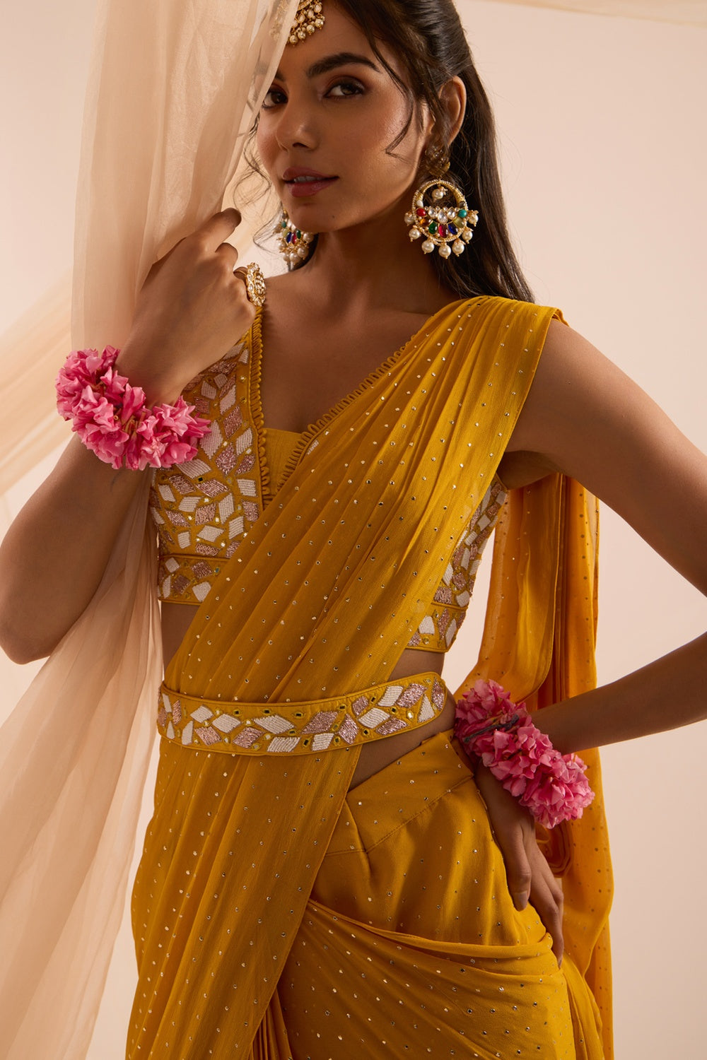 Mustard Yellow Saree With Blouse & Detachable Belt Set.