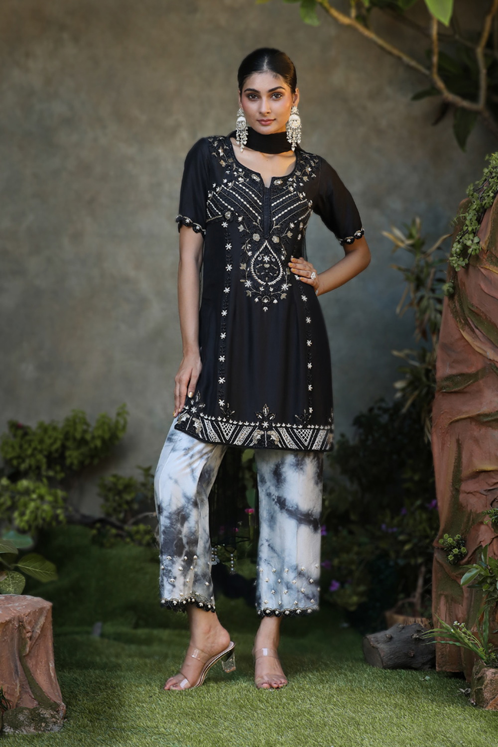 Black Silk Floral Embroidered Straight Suit With White,Black Tye Dye Pant And Black Net Dupatta Set.