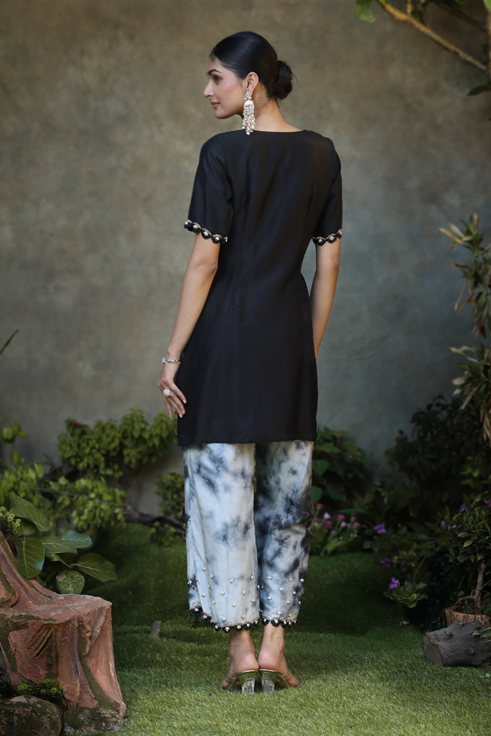 Black Silk Floral Embroidered Straight Suit With White,Black Tye Dye Pant And Black Net Dupatta Set.