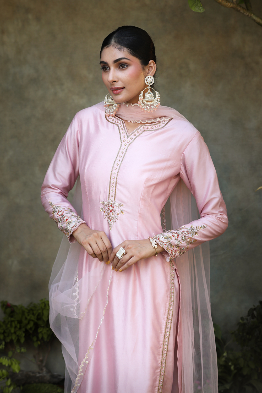 Onion Pink Silk Floral Embroidered Straight Suit With Pant And Net Dupatta Set.
