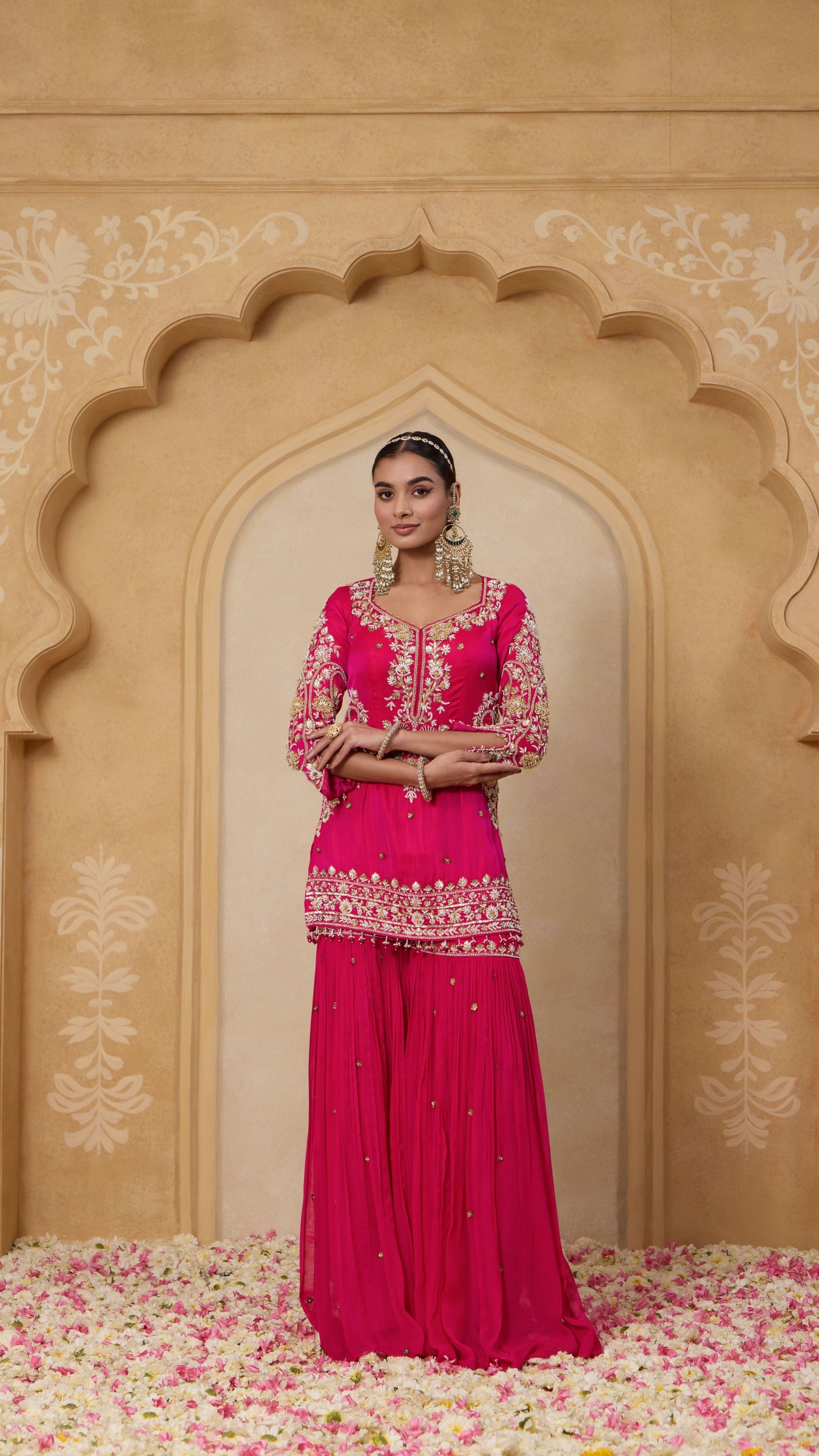VAANI SUIT SET