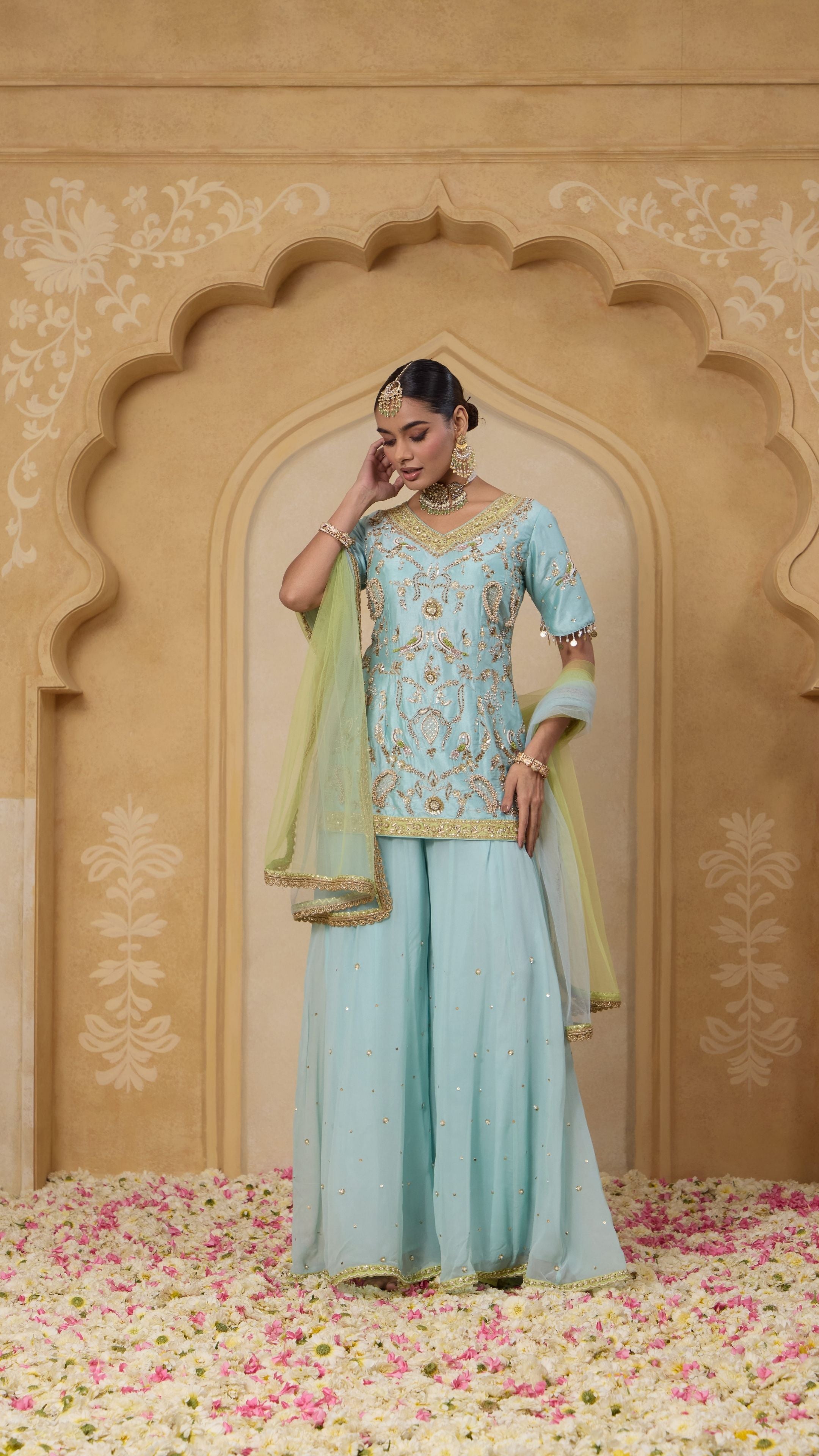 REET SHARARA SET