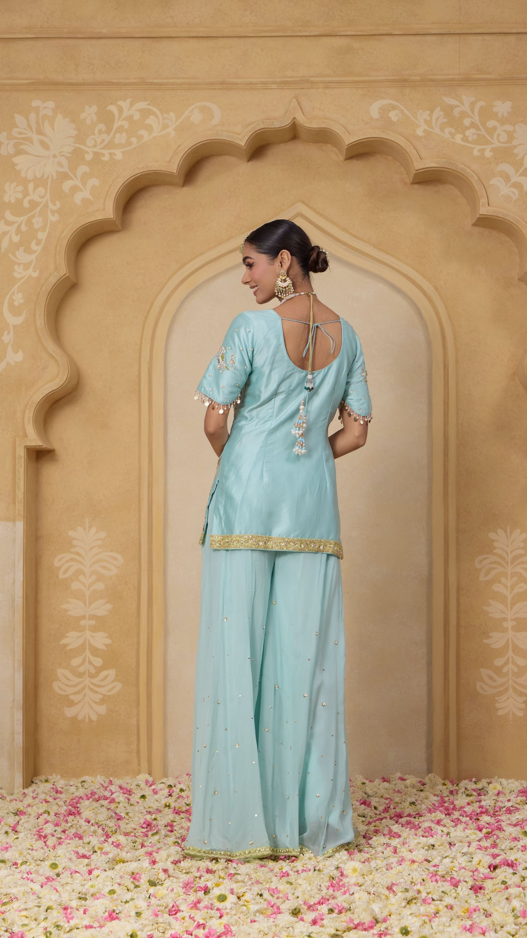 REET SHARARA SET