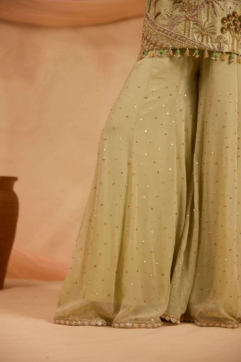 NAAZ GHARARA SET