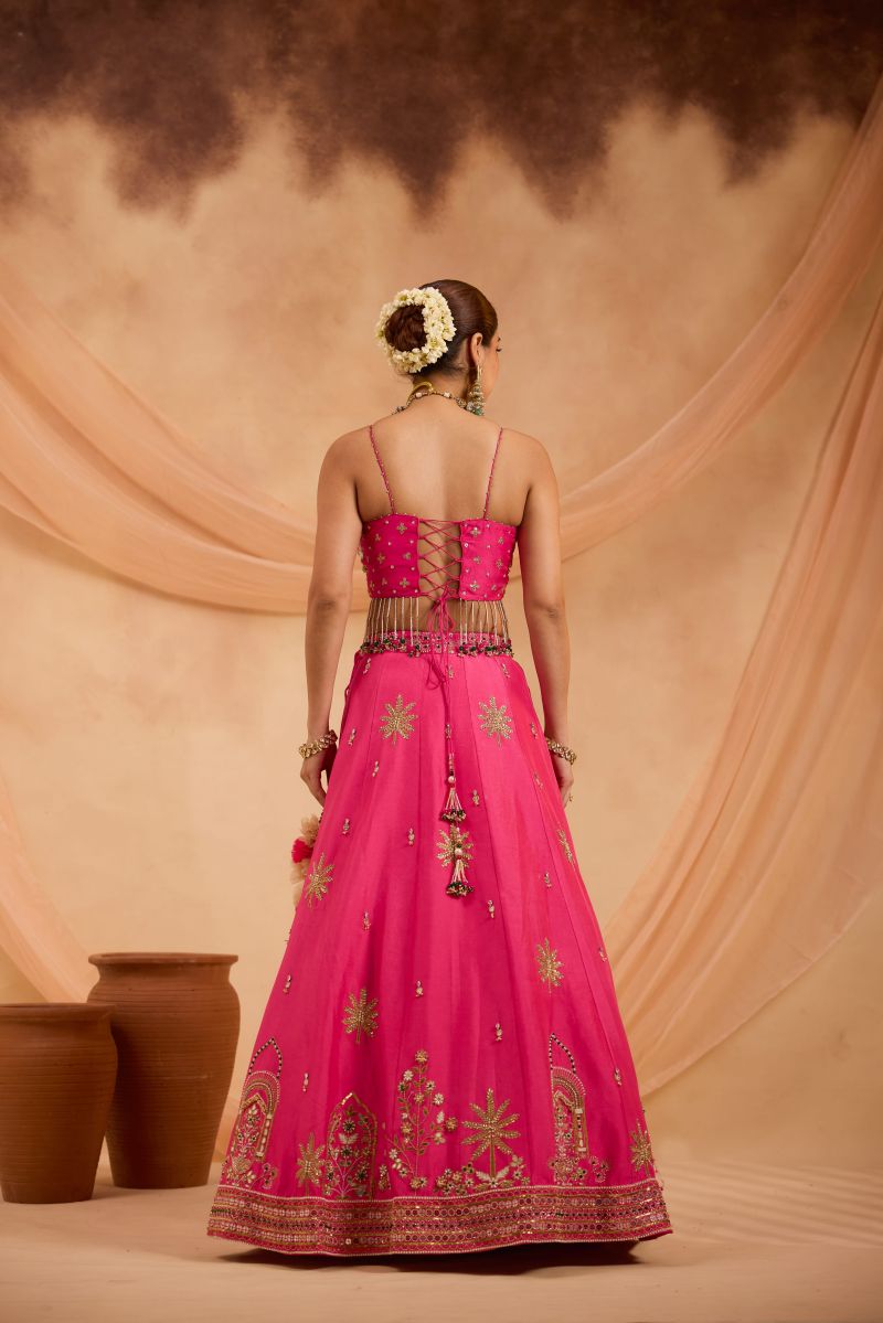 SHEHZAADI LEHENGA SET
