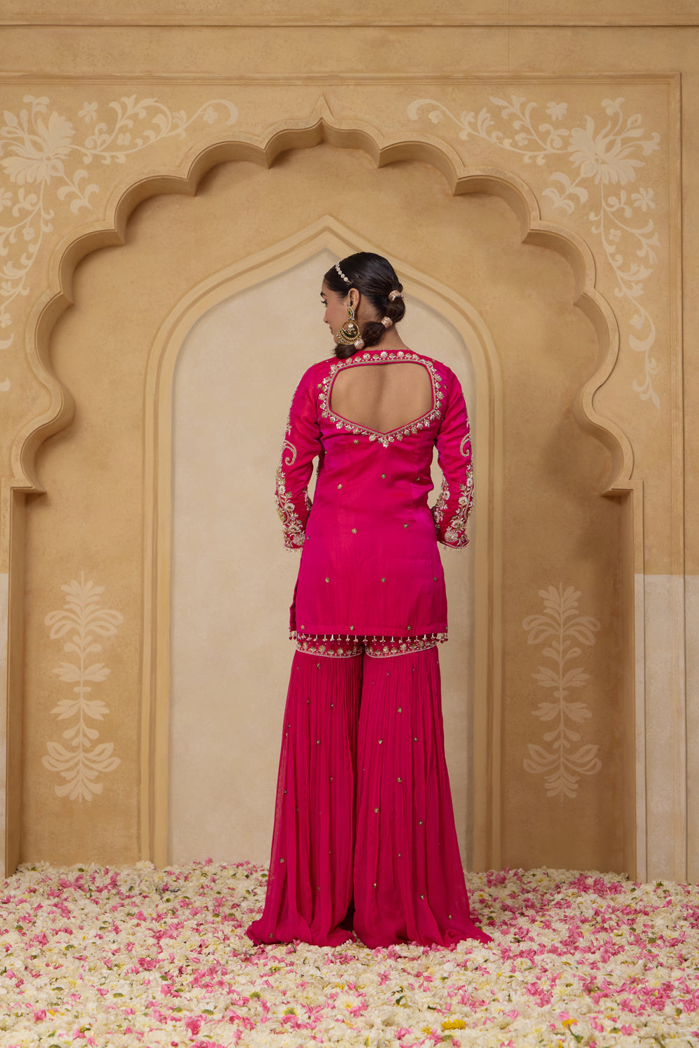 VAANI SUIT SET
