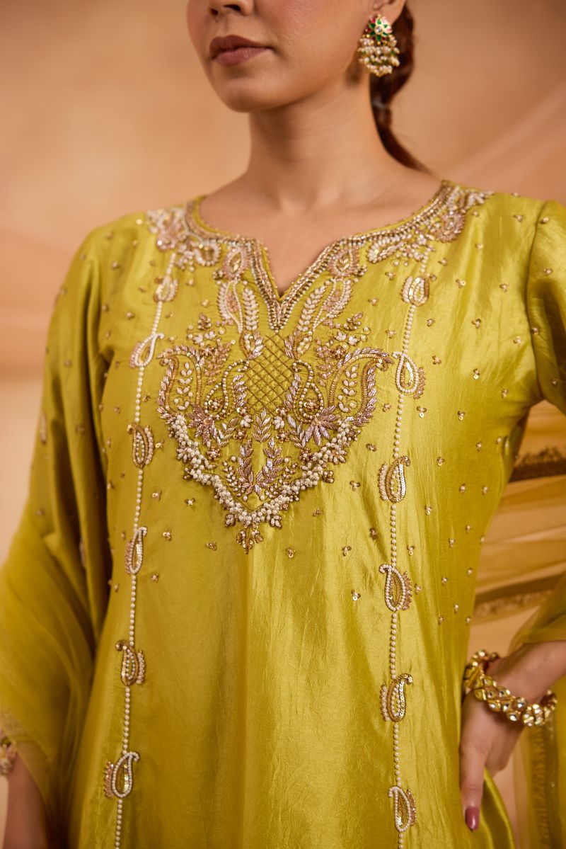 TAJDAR A-LINE KURTA SET