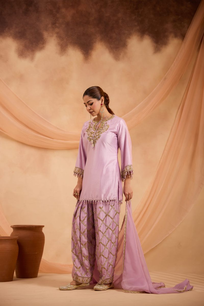 GULBADAN FARSHI SALWAR SET