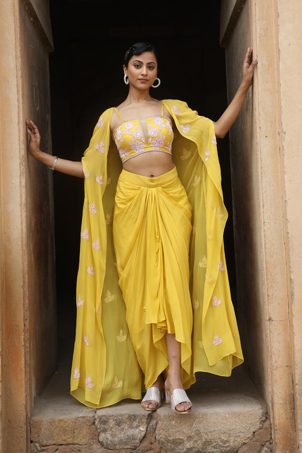 Yellow Cape Set