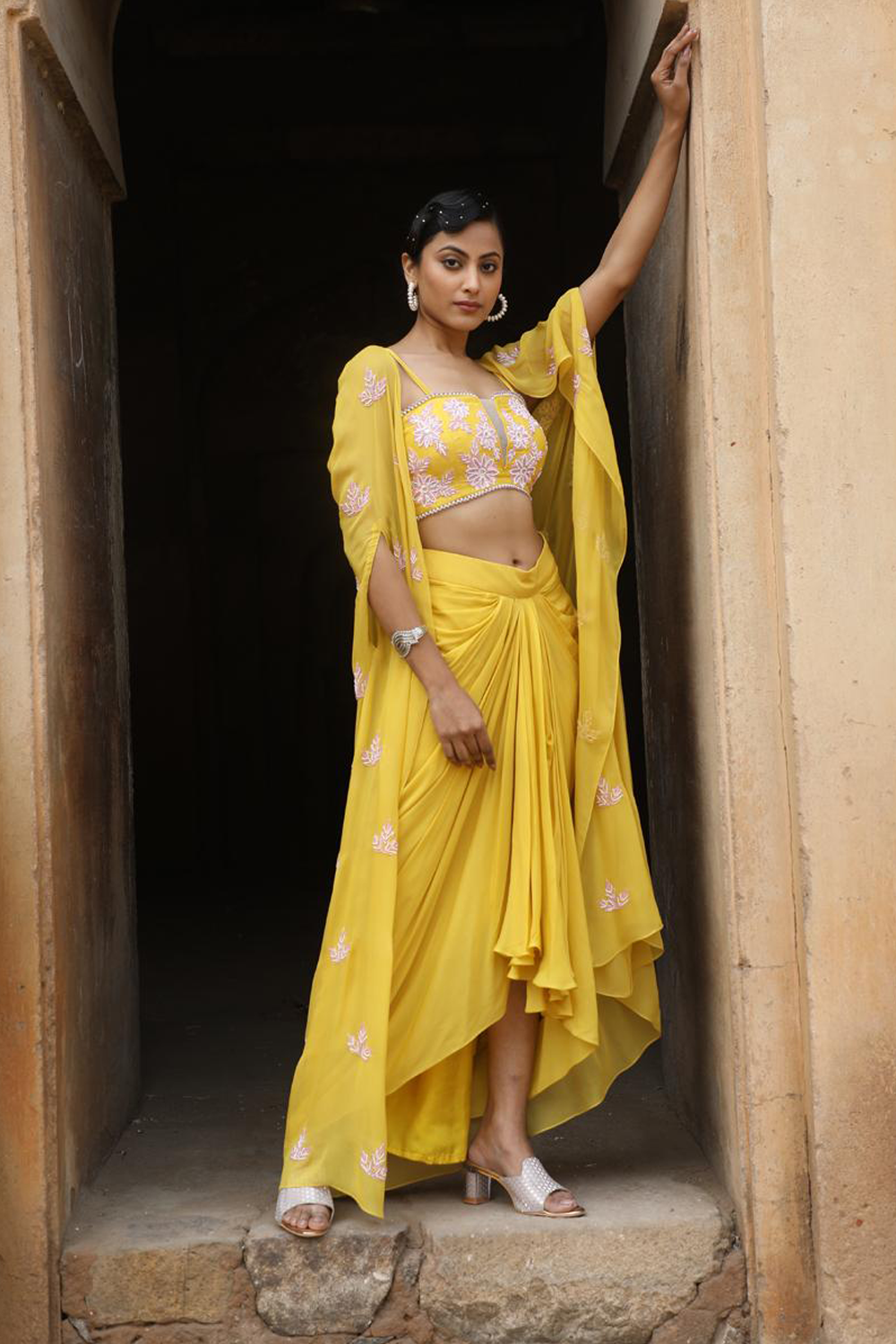 Yellow Cape Set